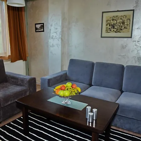 Forest Nook Lägenhetshotell Pamporovo