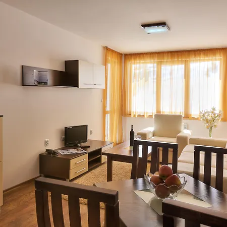 Forest Nook Lägenhetshotell Pamporovo