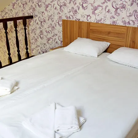 Forest Nook Lägenhetshotell Pamporovo