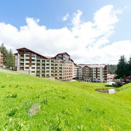 Forest Nook Lägenhetshotell 3*