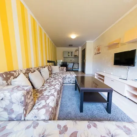 Lägenhetshotell Forest Nook 3*