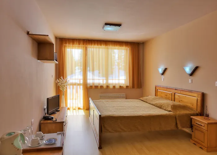 Aparthotel Forest Nook 3*