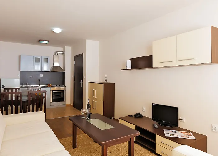 Forest Nook Aparthotel