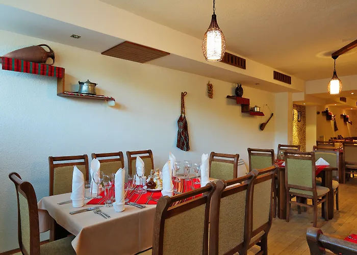 Aparthotel Forest Nook 3*