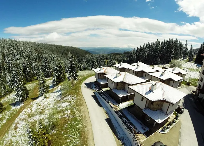 Aparthotel Forest Nook 3*