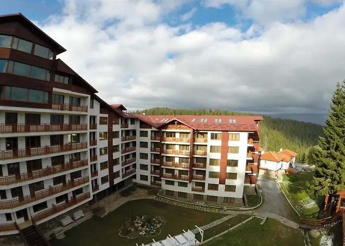 Aparthotel Forest Nook 3*